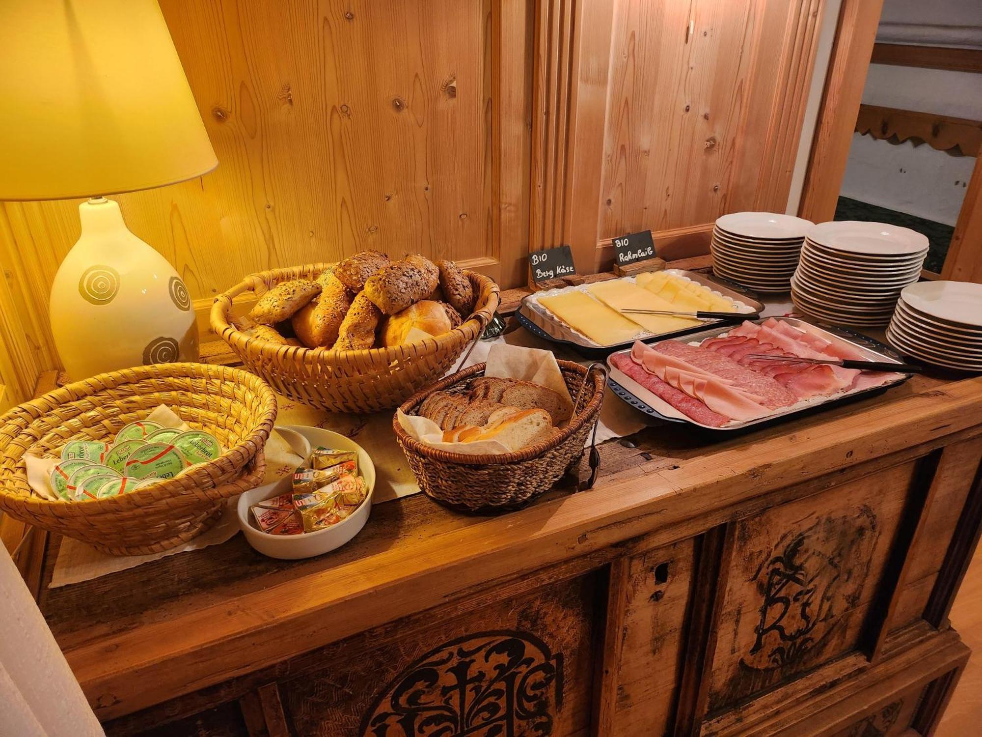 Pension Woetzinghof เคิร์ชแบร์ก อิน ทิโรล ภายนอก รูปภาพ